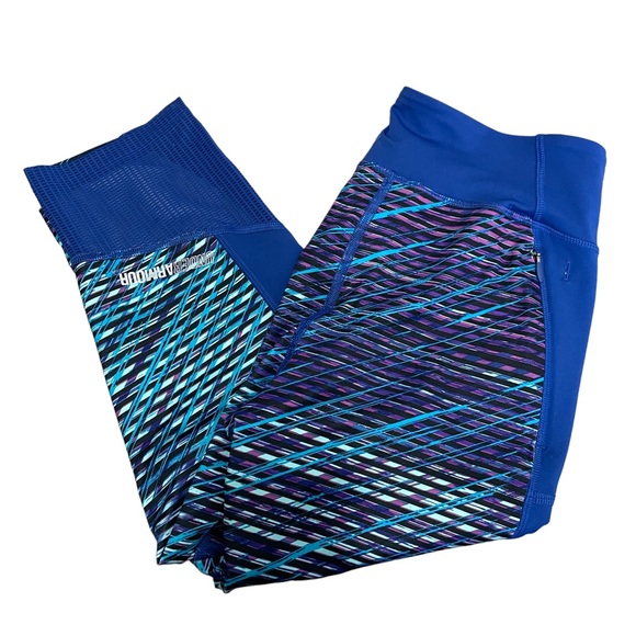 NWT Under Armour capri leggings - Picture 2 of 6